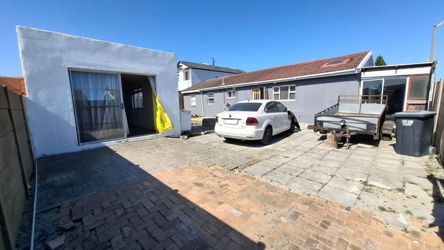 3 Bedroom Property for Sale in Colorado Western Cape